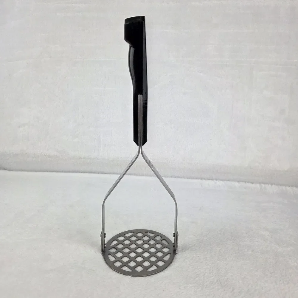 Vintage Maid Of Honor Stainless‎ Steel Potato Masher Black Handle 9.5”